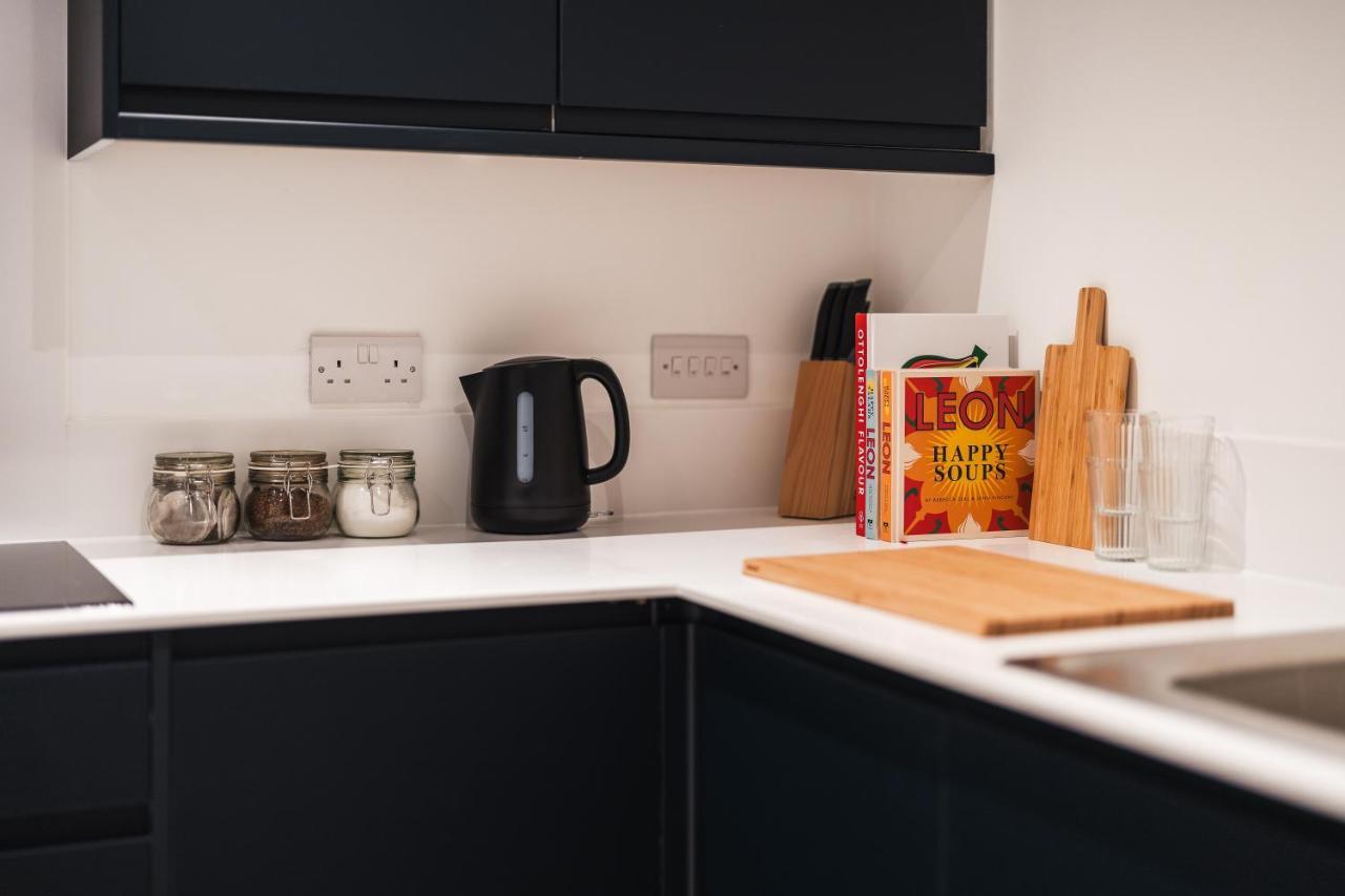 Wych Cottage, Striking 2 Bed, Parking, Ground Floor Flat - Step Free Сомертон Экстерьер фото